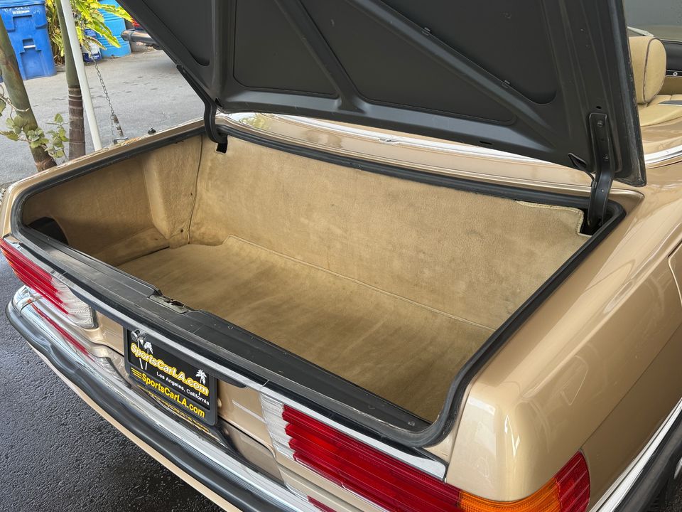 1983 MERCEDES-Benz 280SL