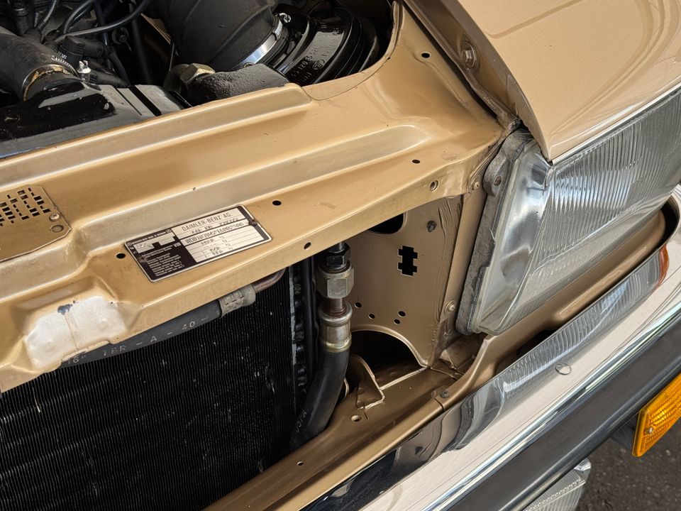 1983 MERCEDES-Benz 280SL
