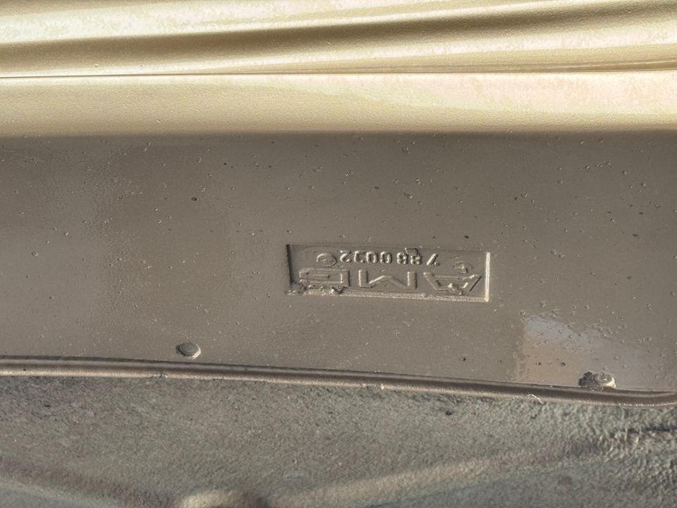 1983 MERCEDES-Benz 280SL