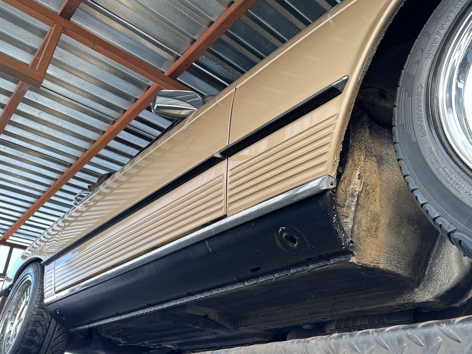 1983 MERCEDES-Benz 280SL