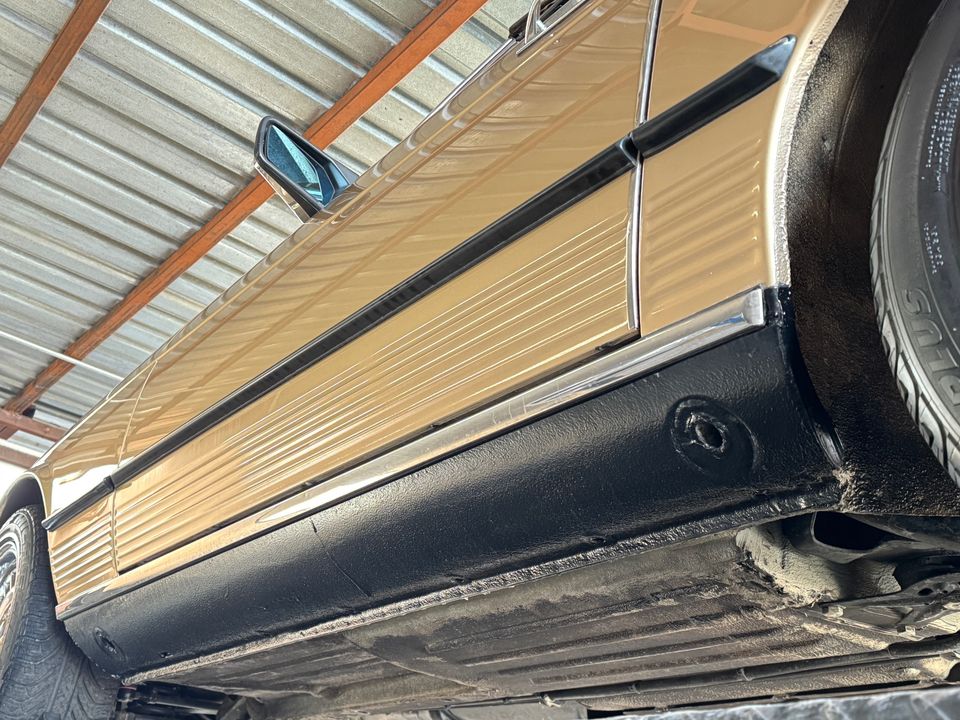 1983 MERCEDES-Benz 280SL