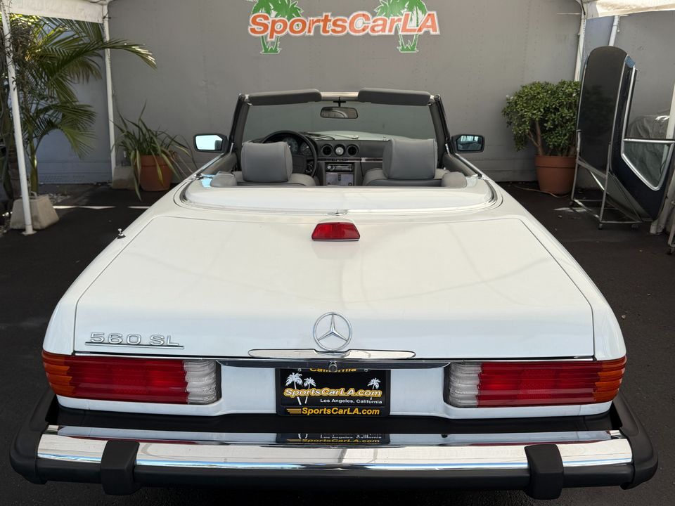1987 Mercedes-Benz 560-Class