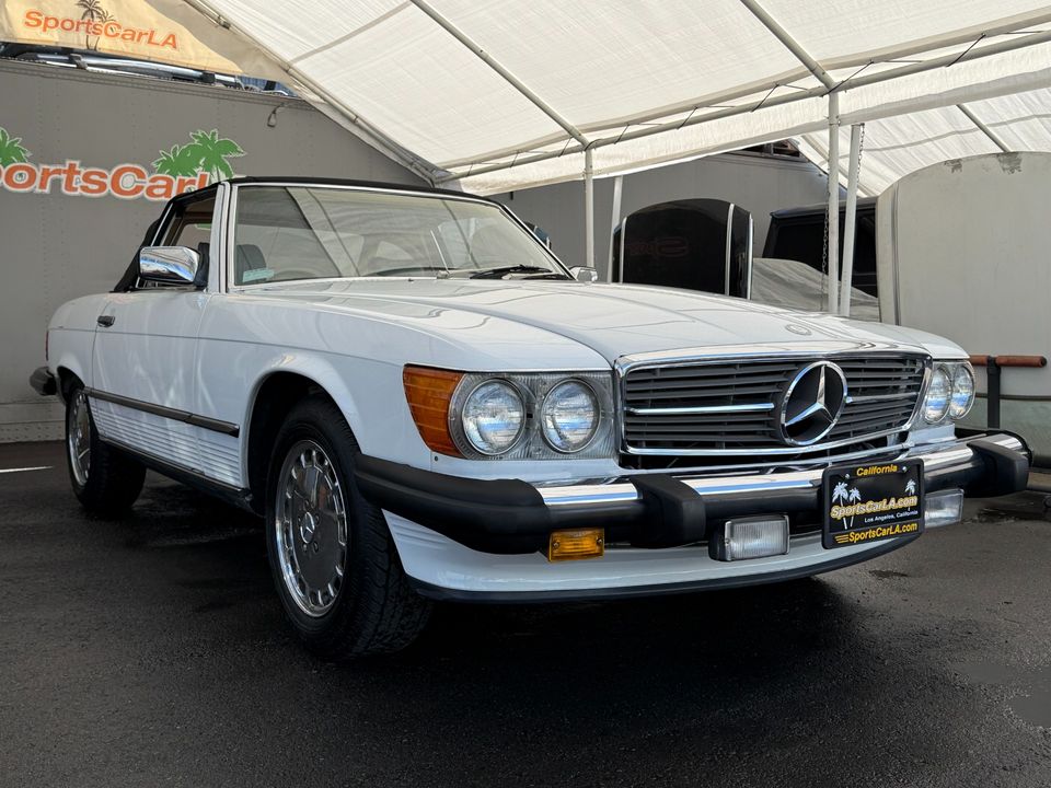 1987 Mercedes-Benz 560-Class