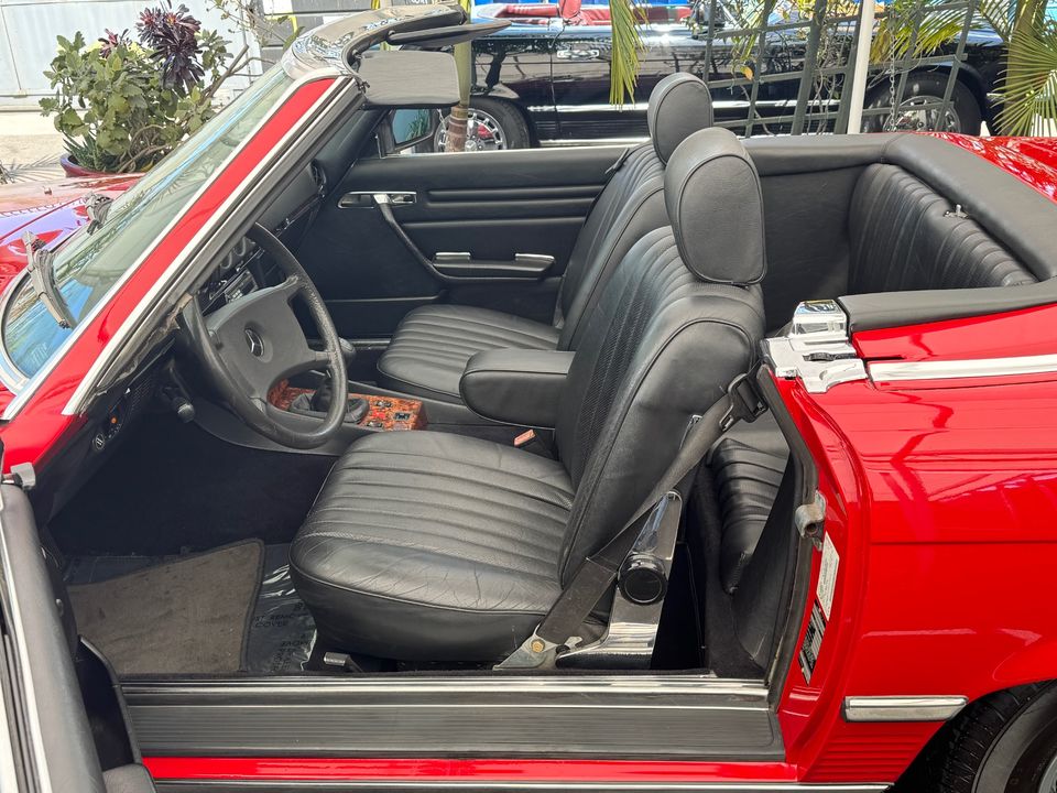 1985 MERCEDES-Benz 280SL