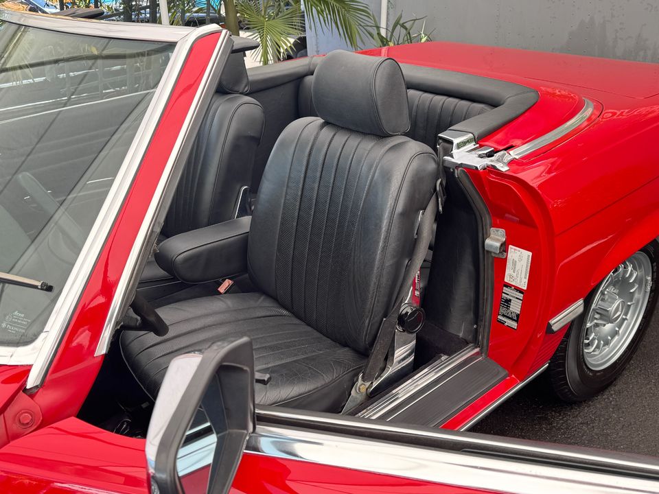 1985 MERCEDES-Benz 280SL