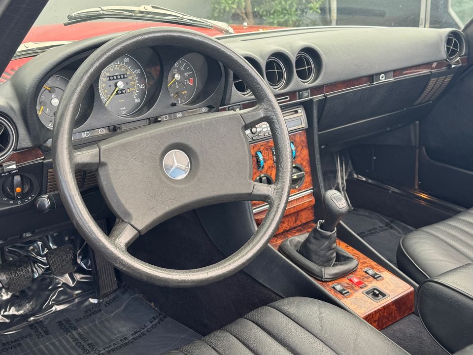 1985 MERCEDES-Benz 280SL