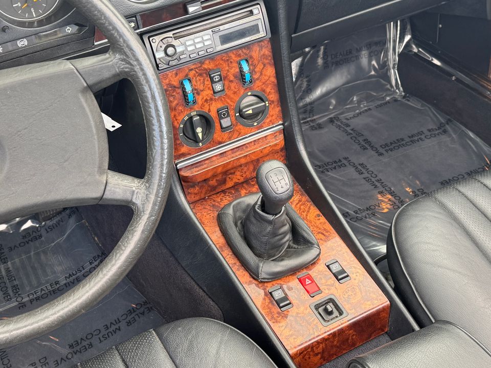 1985 MERCEDES-Benz 280SL