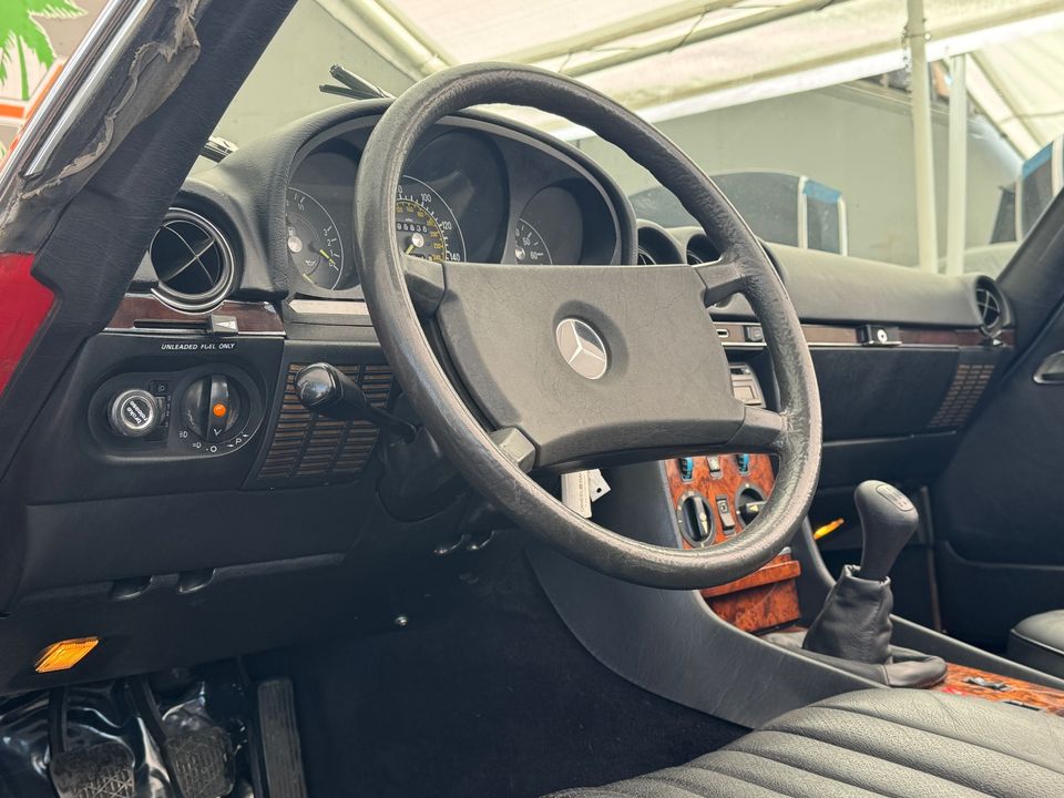 1985 MERCEDES-Benz 280SL