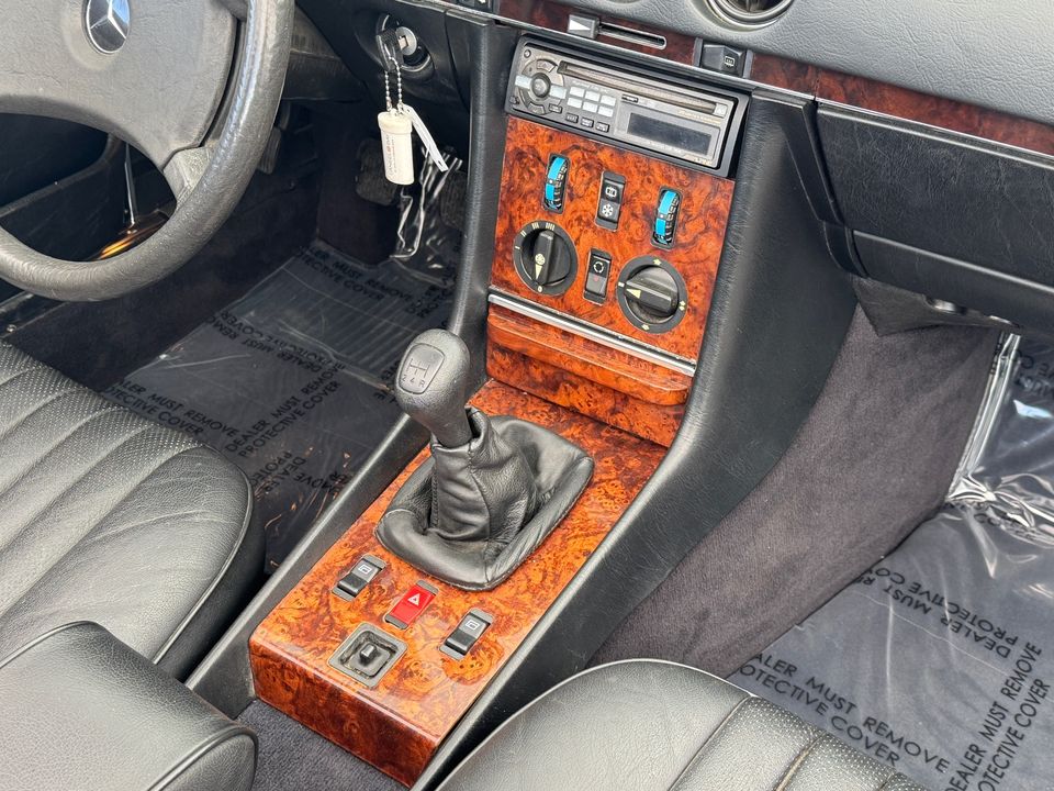 1985 MERCEDES-Benz 280SL