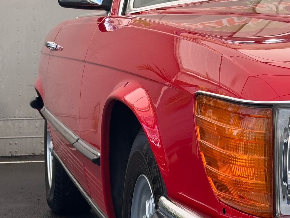 1985 MERCEDES-Benz 280SL