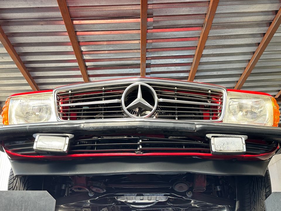 1985 MERCEDES-Benz 280SL