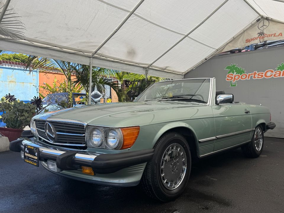 1988 Mercedes-Benz 560-Class
