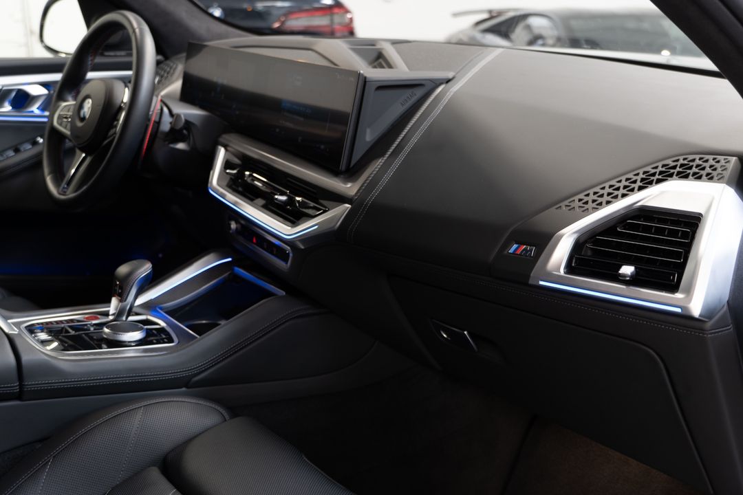2023 BMW XM