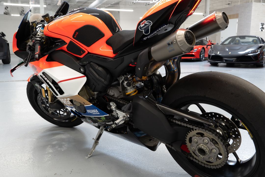 2022 Ducati Panigale V4 S
