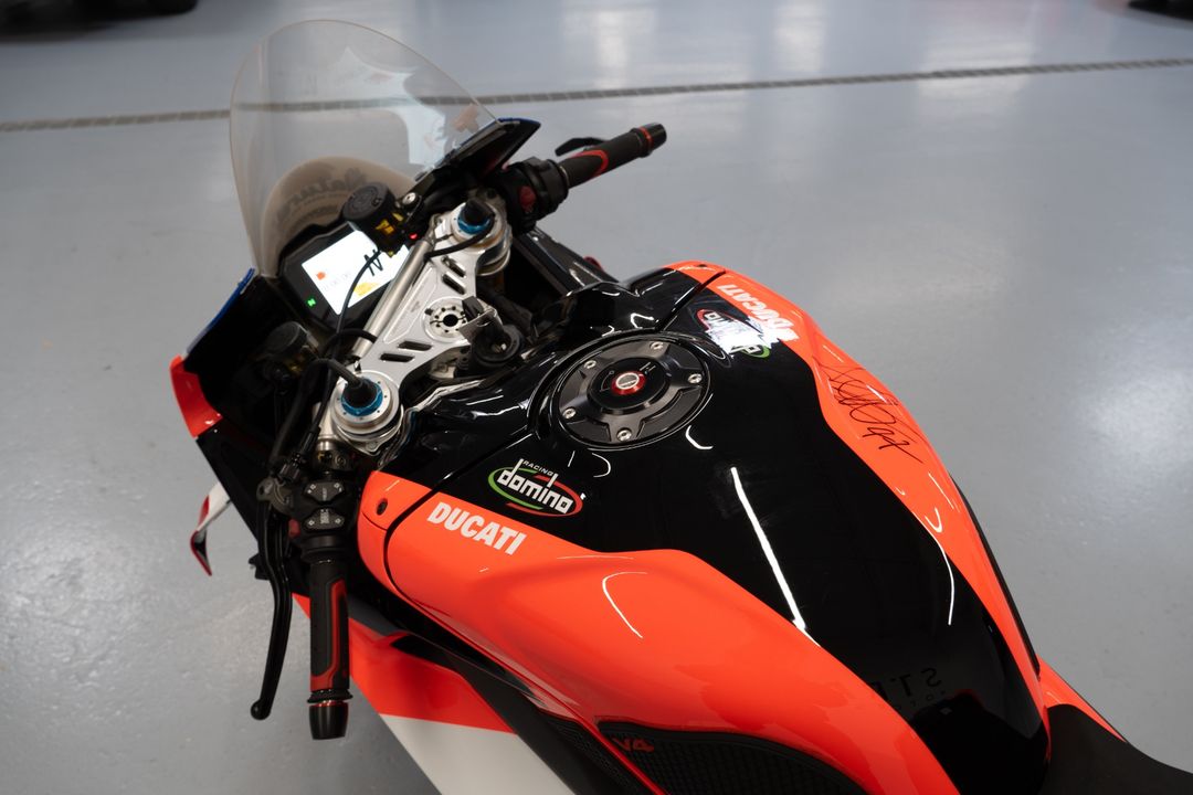 2022 Ducati Panigale V4 S