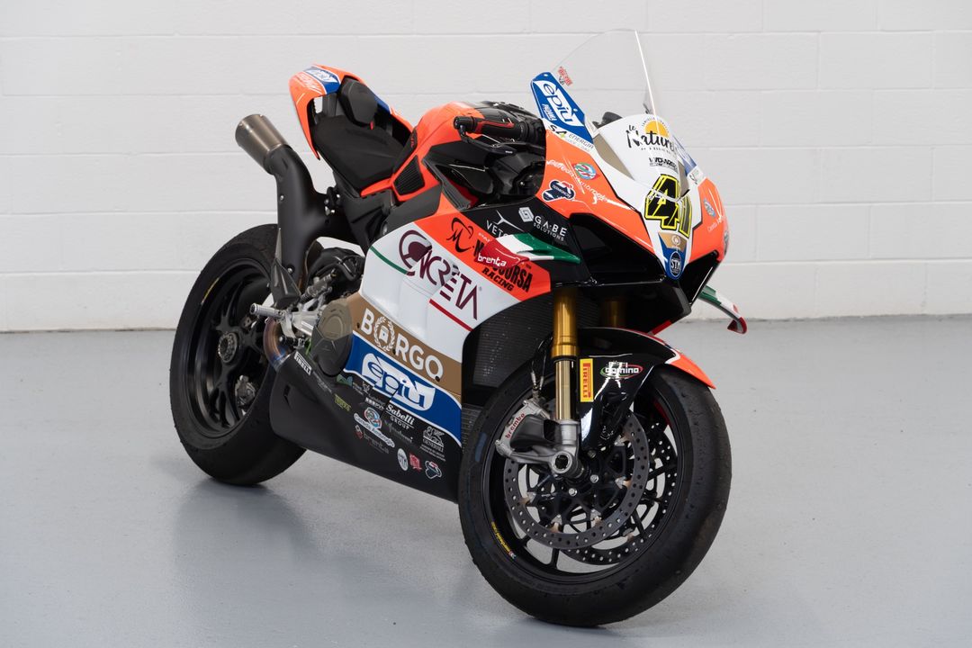 2022 Ducati Panigale V4 S