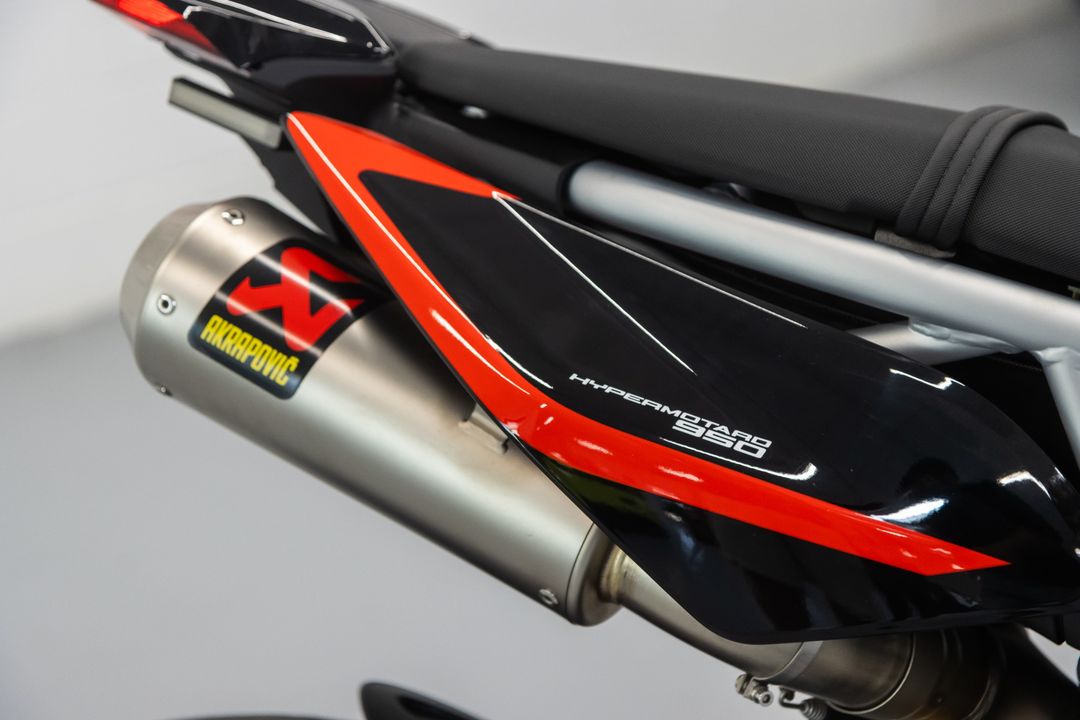 2022 Ducati Hypermotard 950 RVE