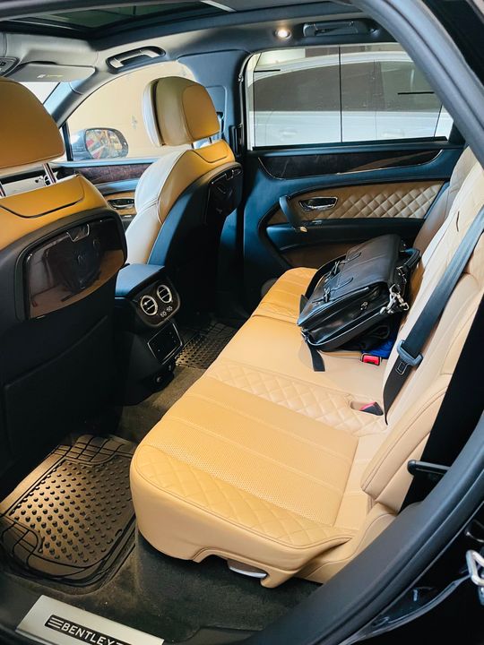 2017 Bentley Bentayga