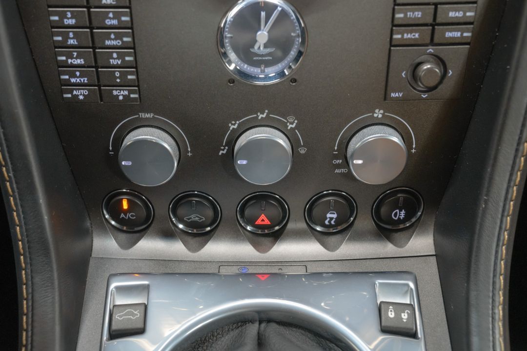 2007 Aston Martin V8 Vantage