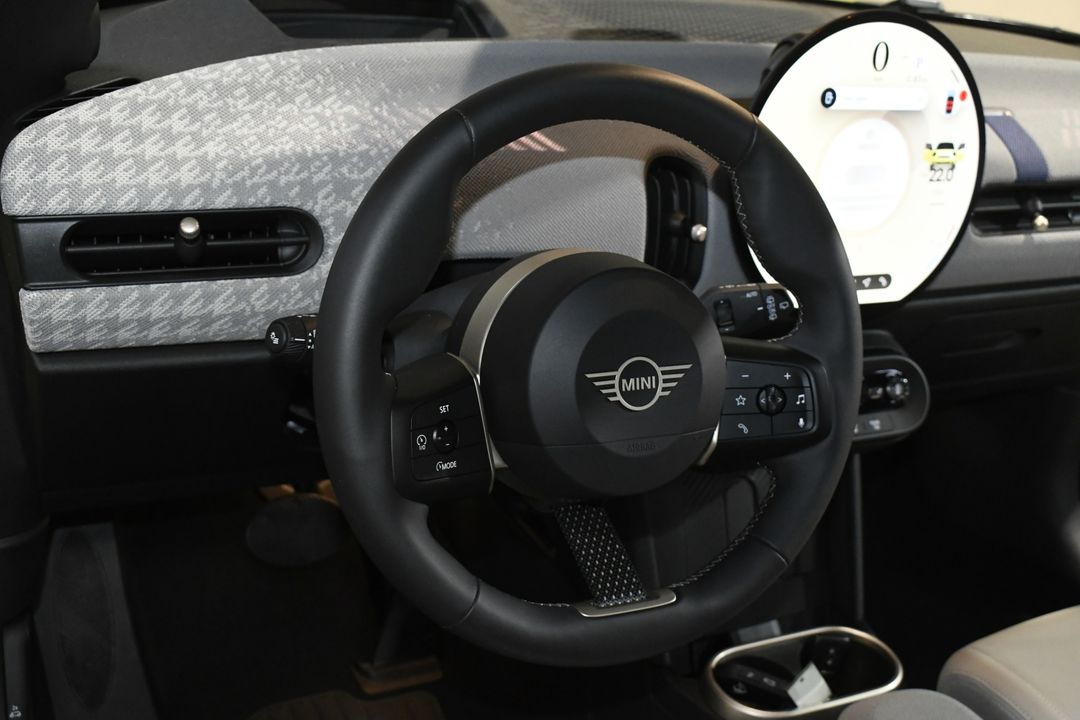 2025 MINI Hardtop 2 Door
