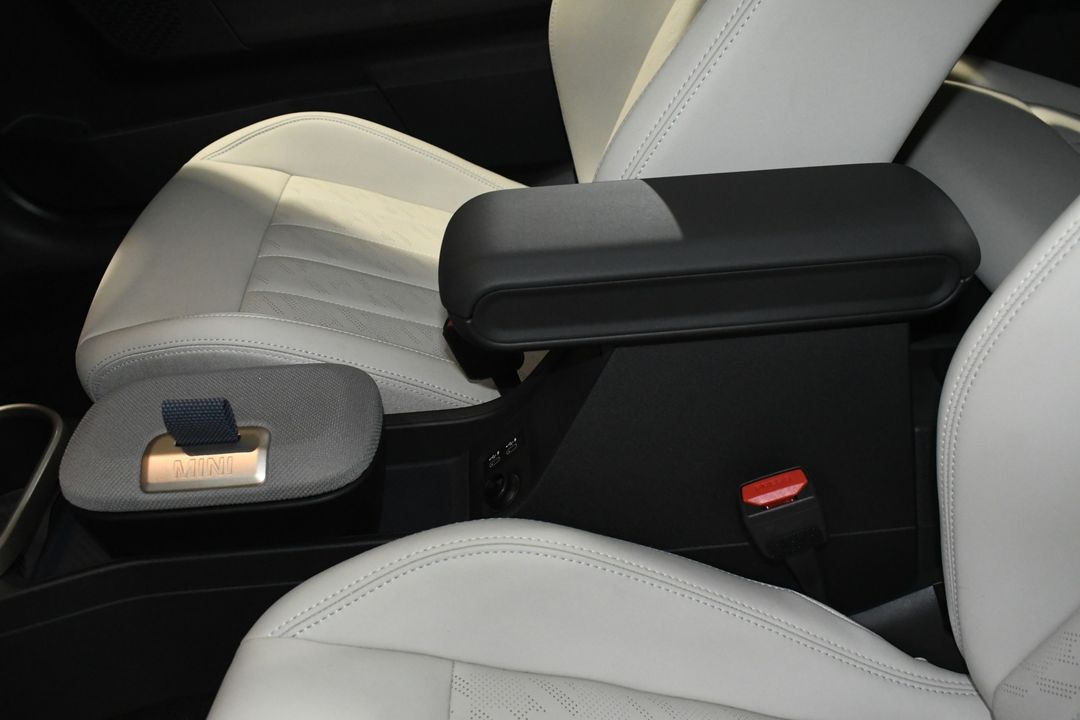 2025 MINI Hardtop 2 Door