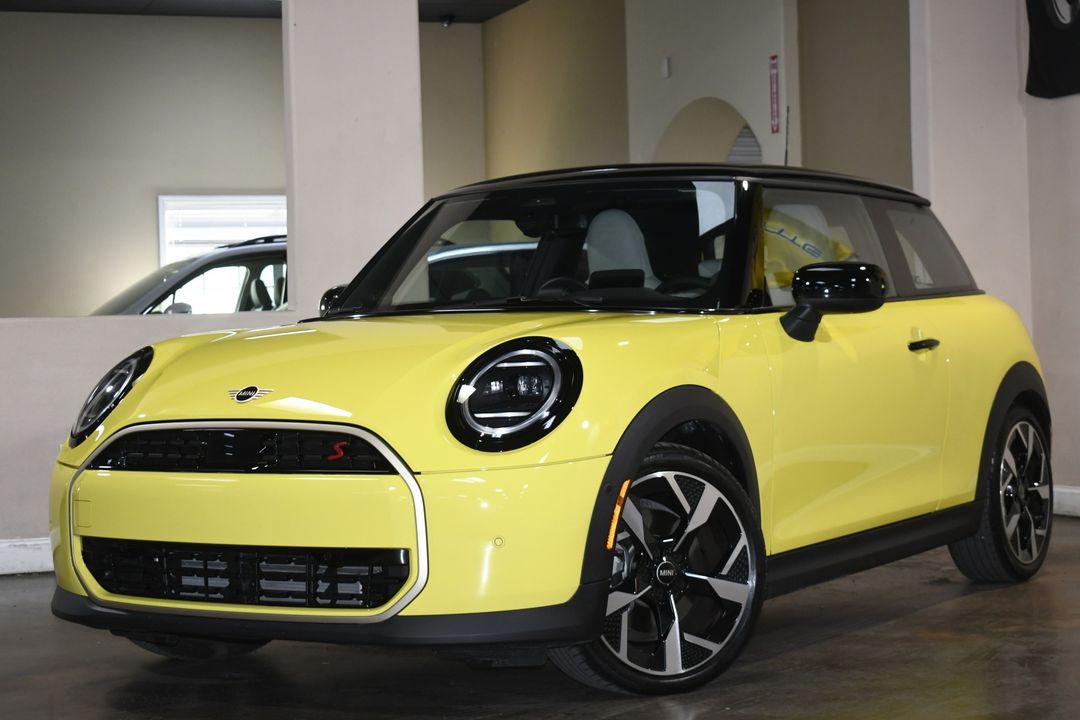 2025 MINI Hardtop 2 Door