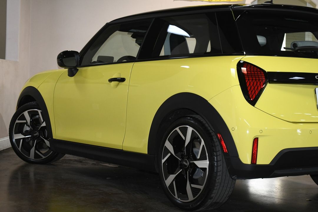 2025 MINI Hardtop 2 Door