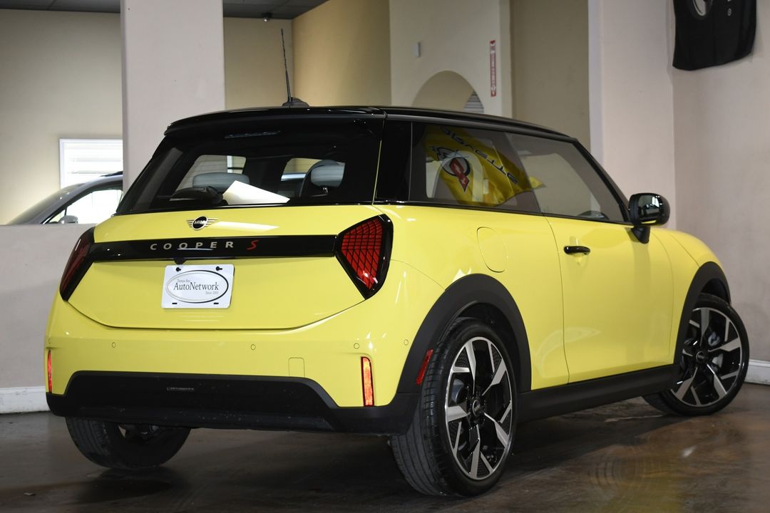 2025 MINI Hardtop 2 Door