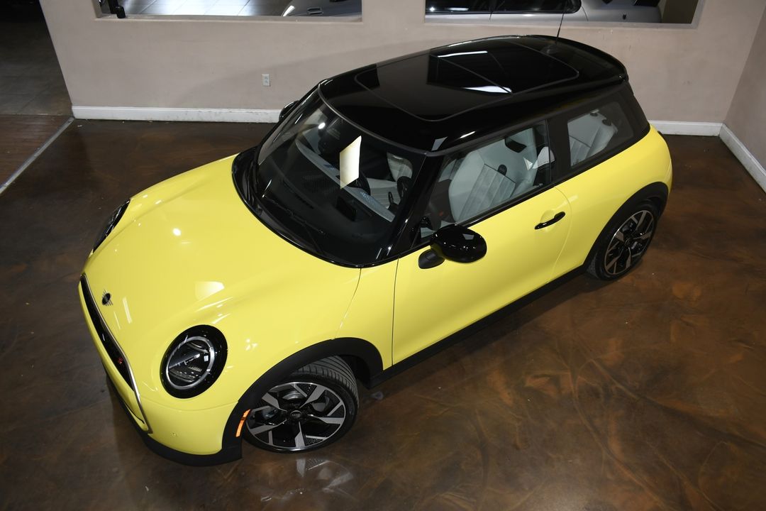 2025 MINI Hardtop 2 Door