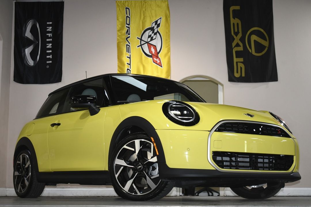 2025 MINI Hardtop 2 Door