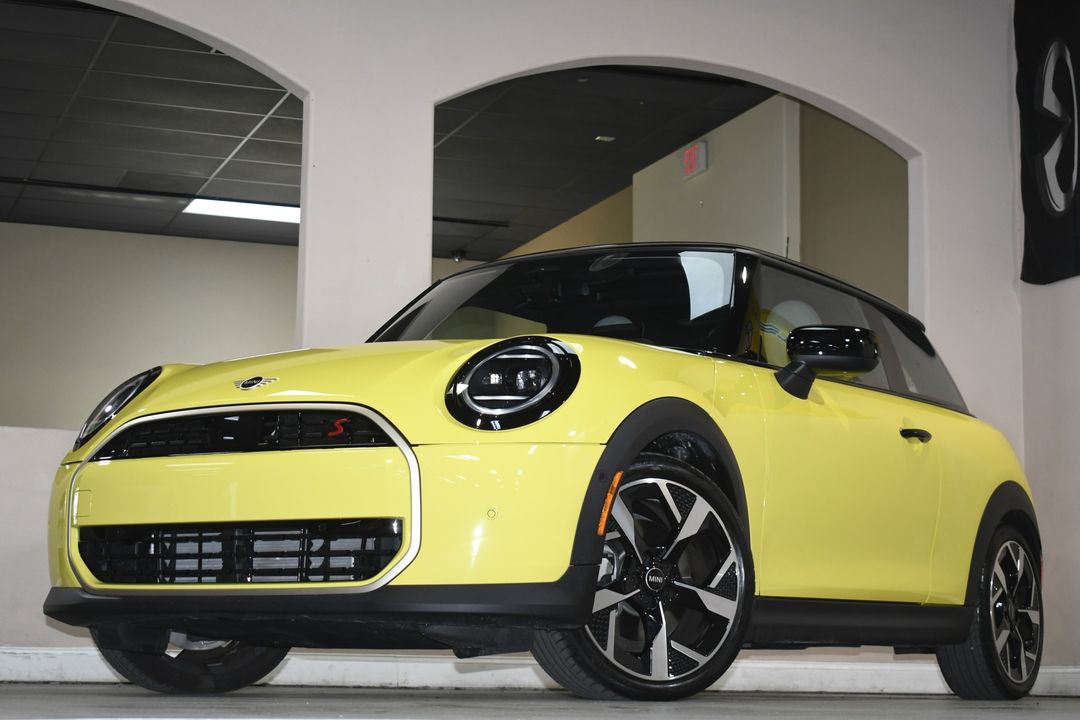 2025 MINI Hardtop 2 Door