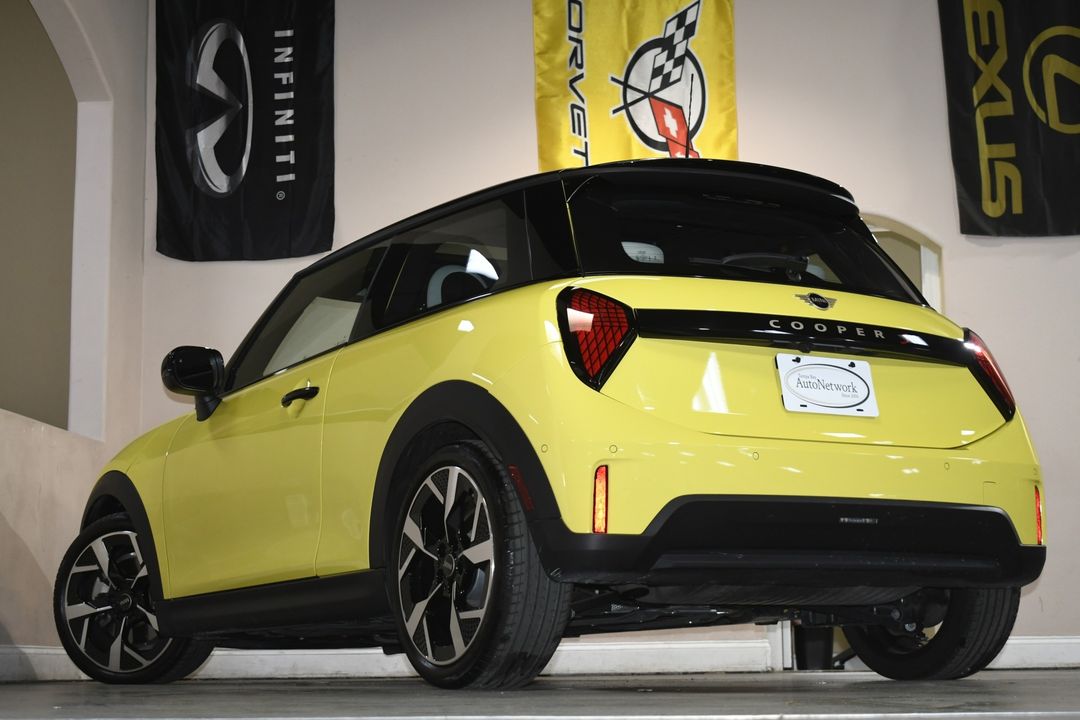 2025 MINI Hardtop 2 Door