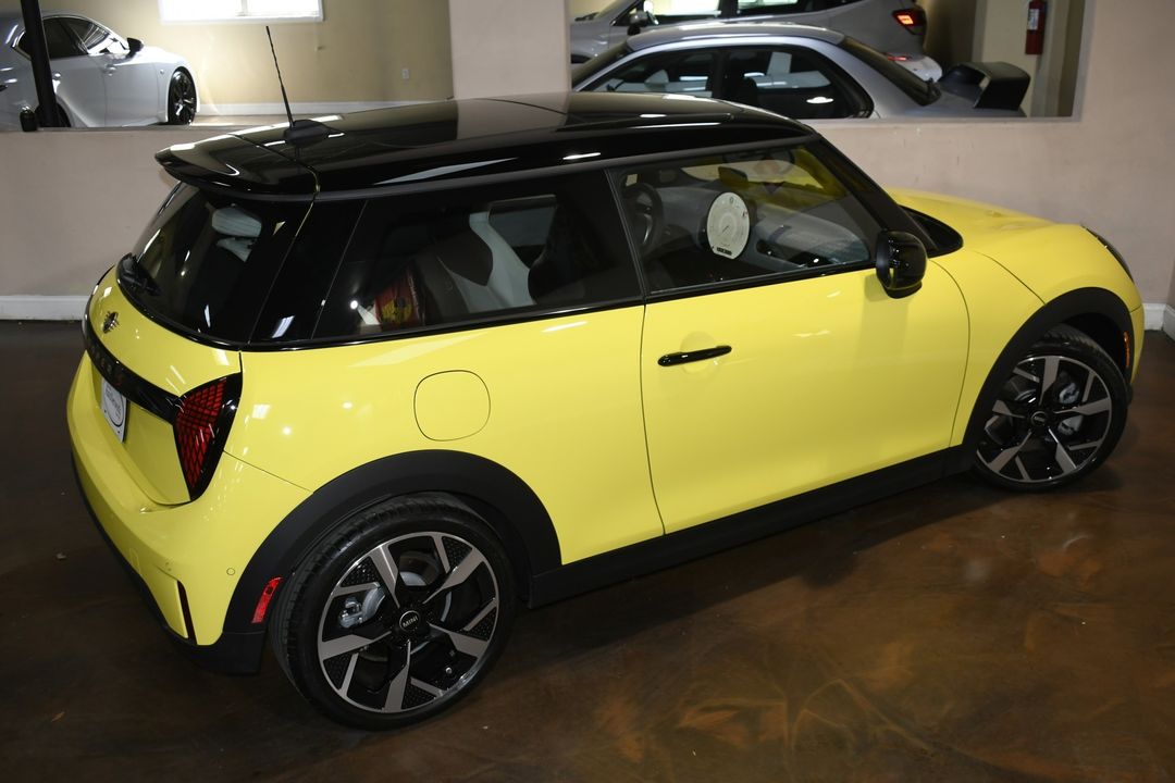 2025 MINI Hardtop 2 Door