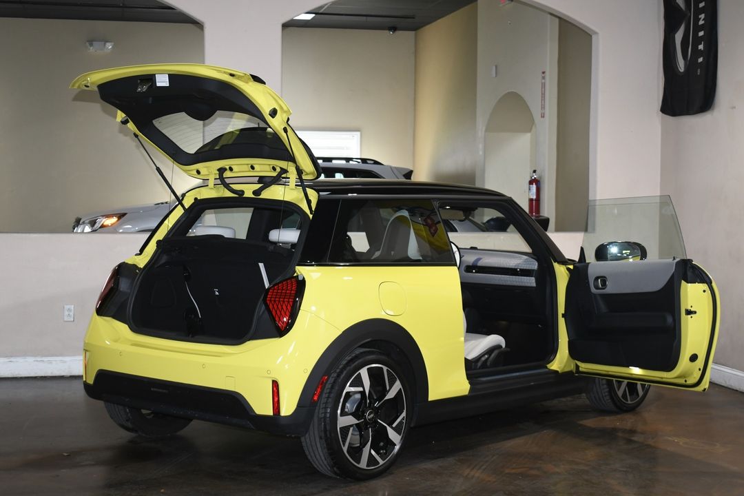 2025 MINI Hardtop 2 Door