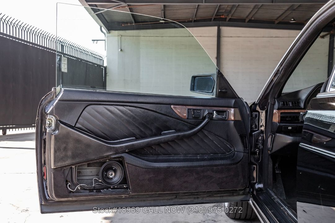 1989 Mercedes-Benz 560SEC