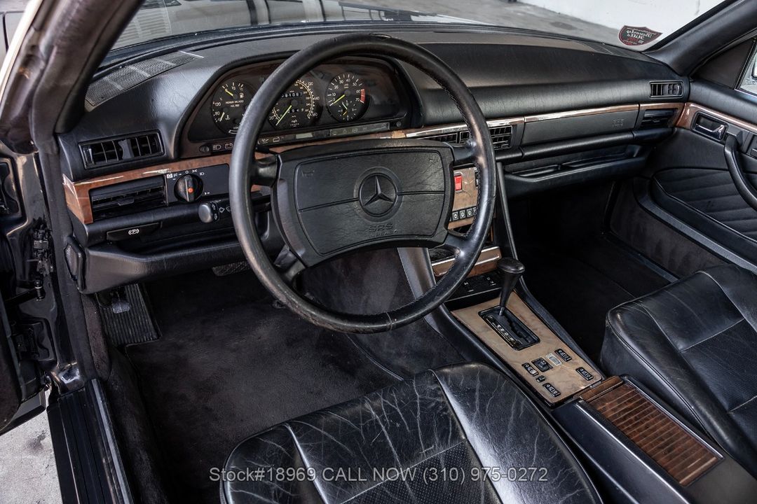 1989 Mercedes-Benz 560SEC