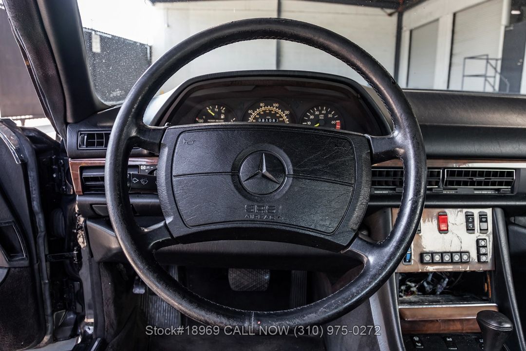 1989 Mercedes-Benz 560SEC