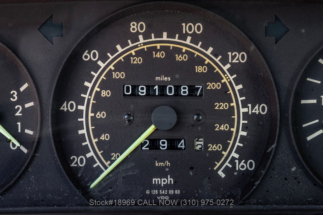 1989 Mercedes-Benz 560SEC