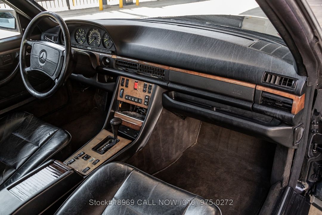 1989 Mercedes-Benz 560SEC