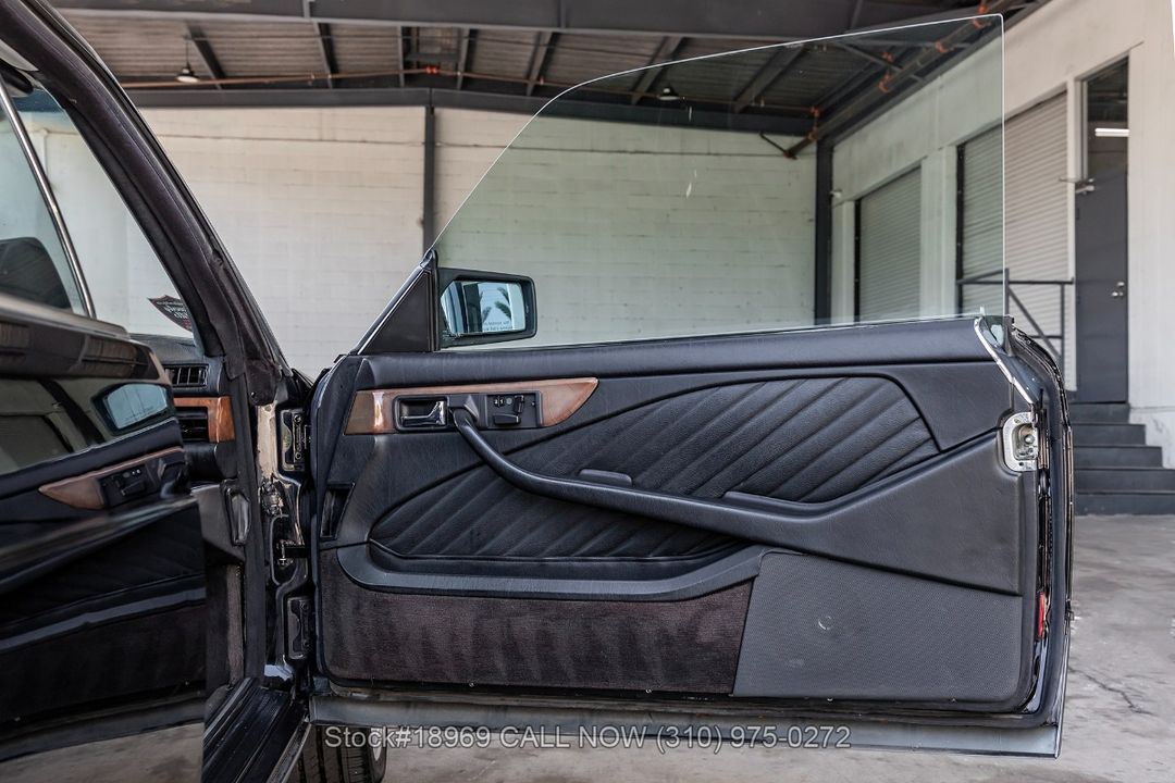 1989 Mercedes-Benz 560SEC
