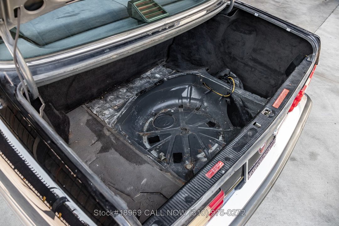 1989 Mercedes-Benz 560SEC