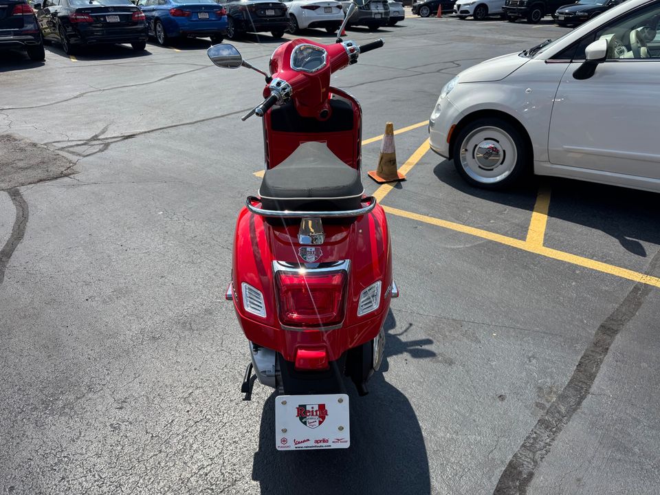 2025 VESPA GTS Super 310