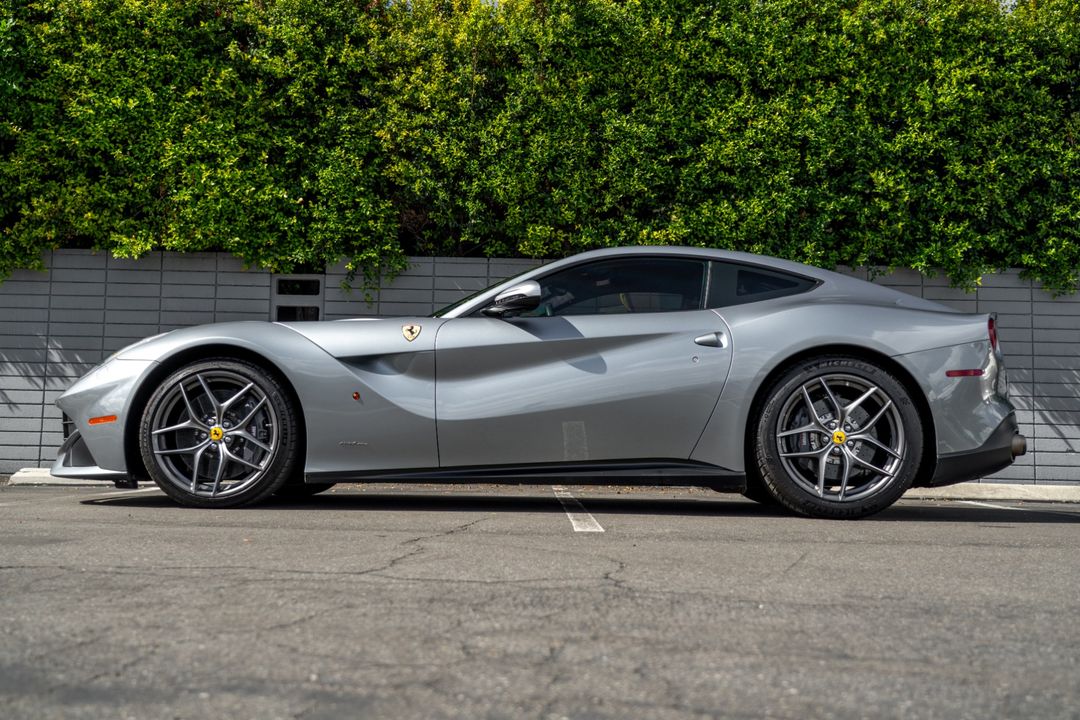 2016 Ferrari F12berlinetta