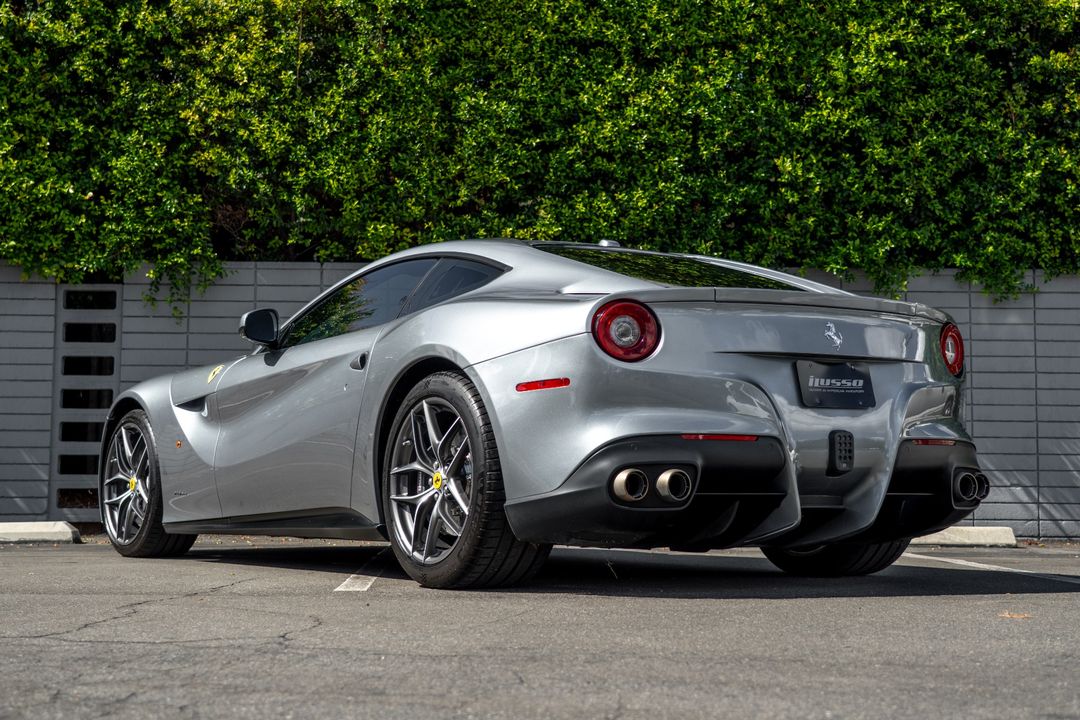 2016 Ferrari F12berlinetta