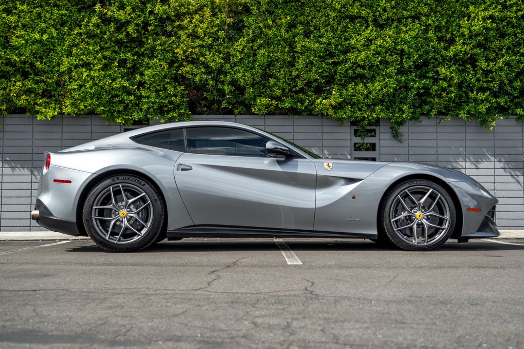 2016 Ferrari F12berlinetta
