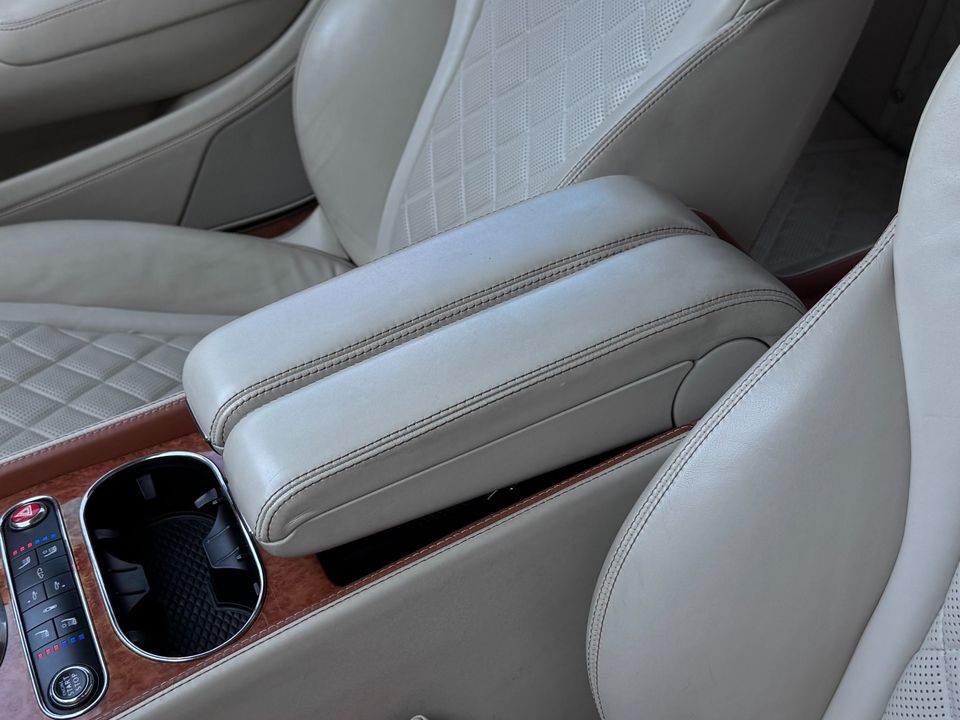 2016 Bentley Continental