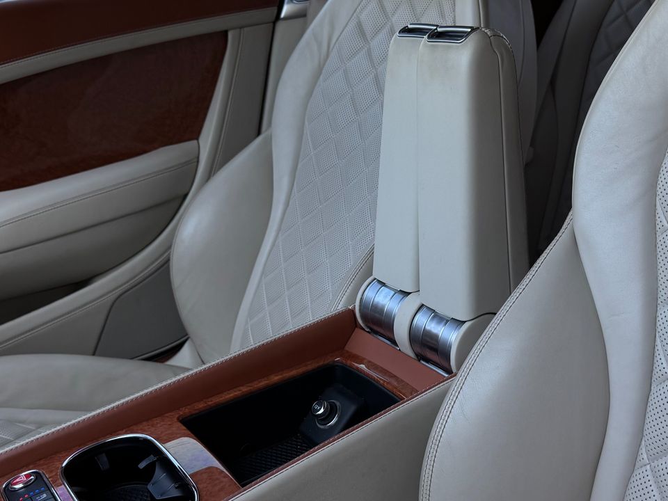 2016 Bentley Continental