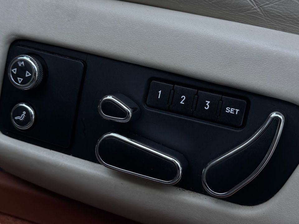 2016 Bentley Continental
