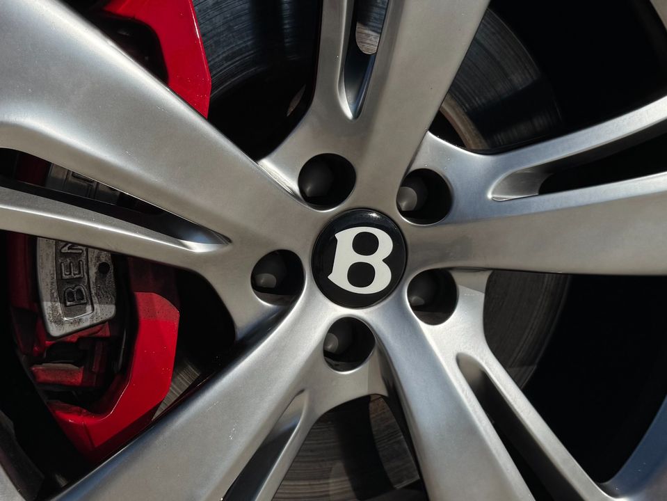 2016 Bentley Continental