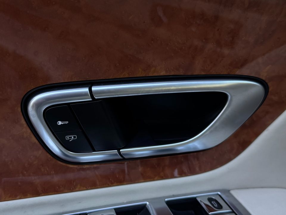 2016 Bentley Continental